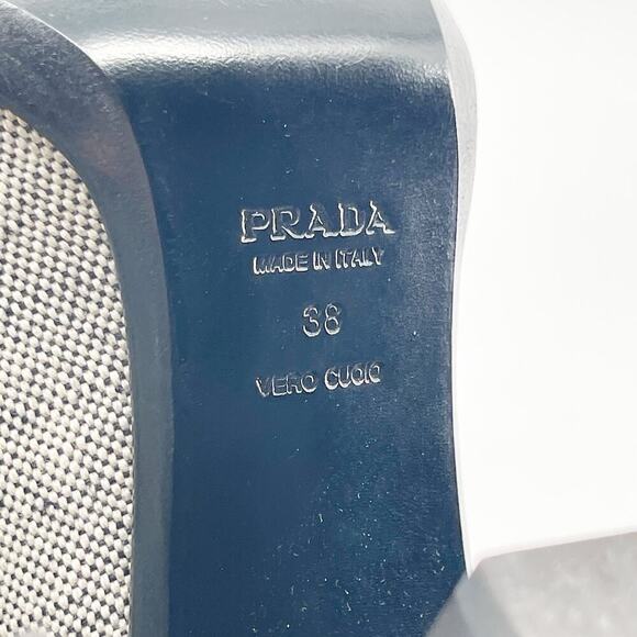 Prada Vintage 90s Black Leather Trim Gray Fabric Square Toe Block Heels IT 38 - Picture 10 of 10